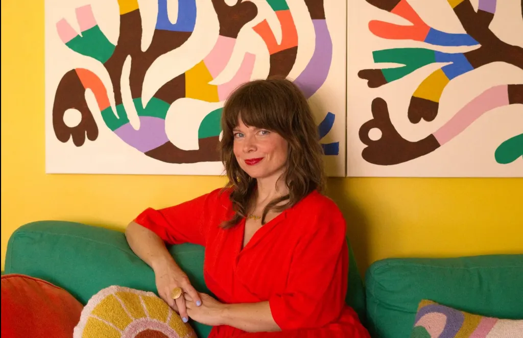 ElizabethOlwen_BioShot